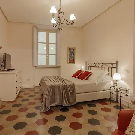 アパート La Terrazza Cavour By Wonderful Italy *