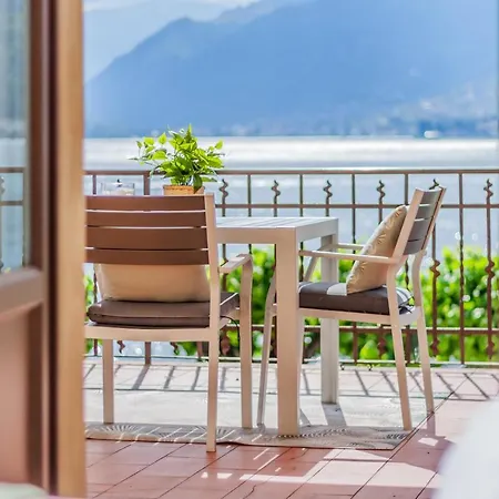 アパート La Terrazza Cavour By Wonderful Italy *