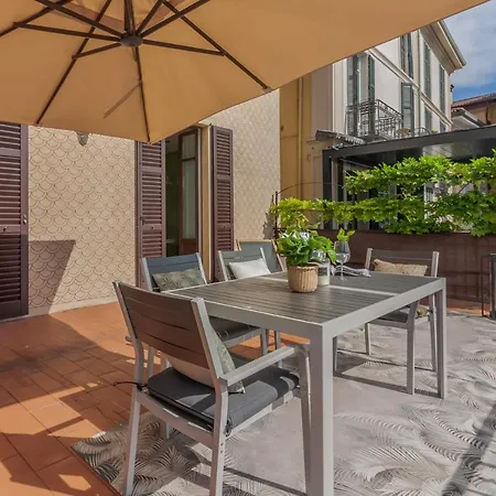 アパート La Terrazza Cavour By Wonderful Italy *